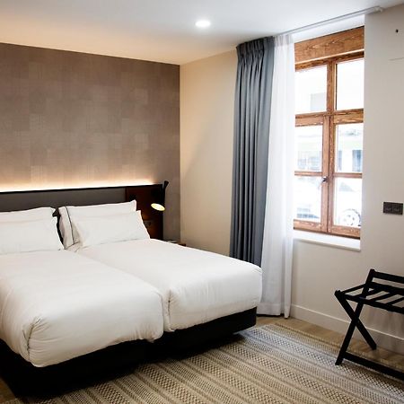 Prisma Suites Salamanca Exteriör bild