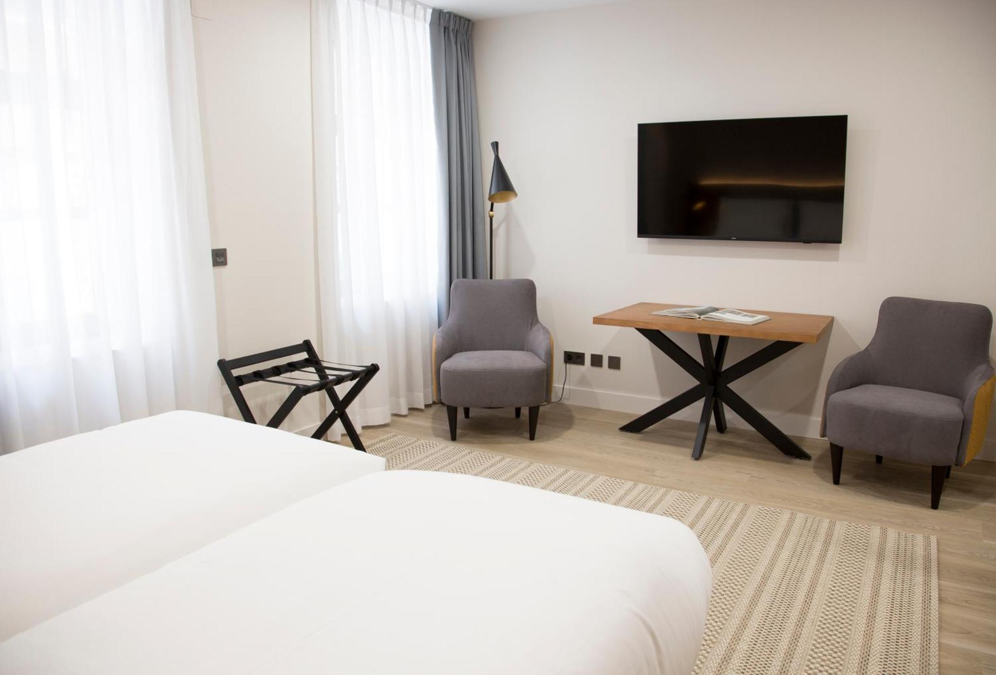Prisma Suites Salamanca Exteriör bild