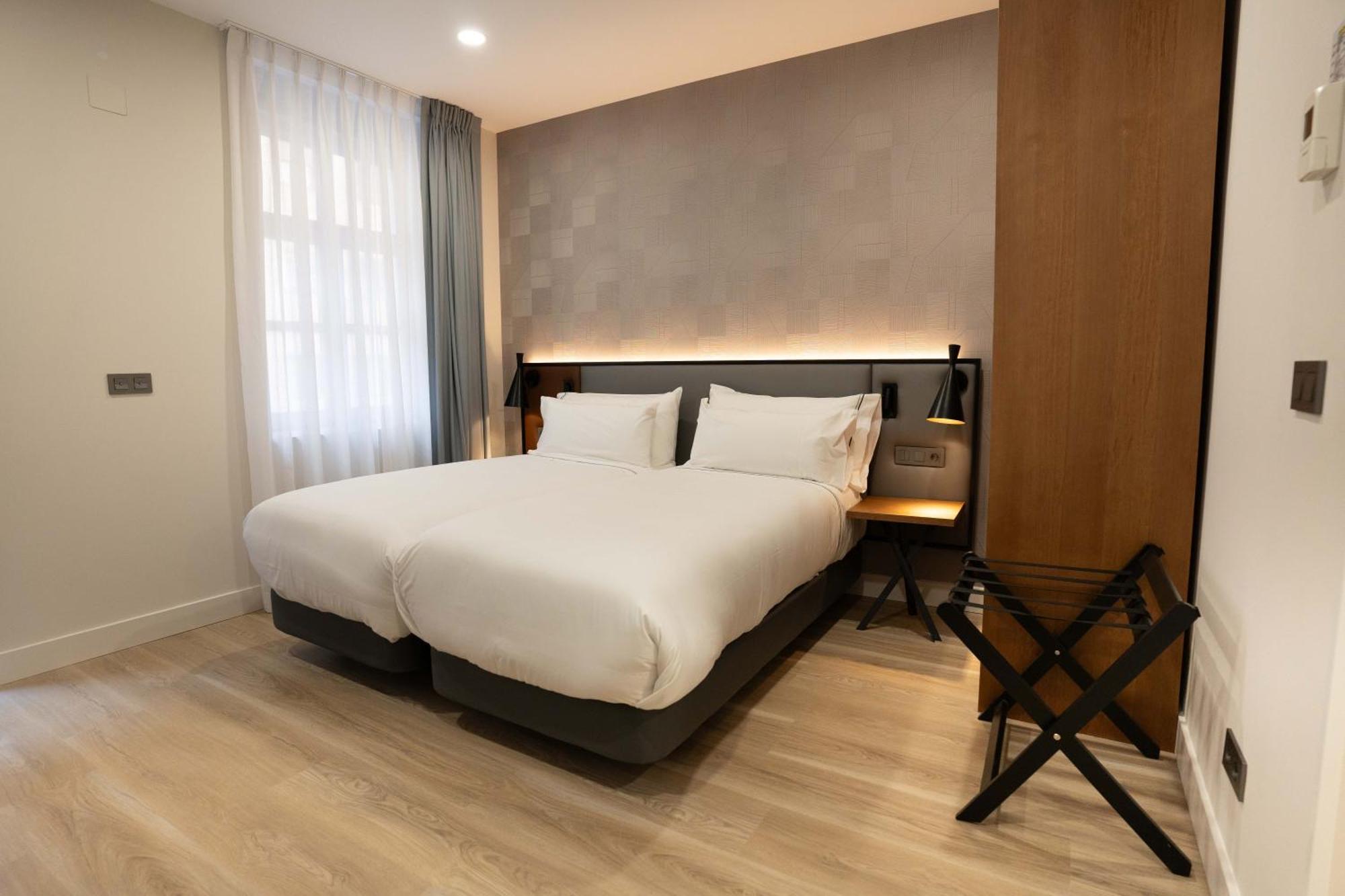Prisma Suites Salamanca Exteriör bild
