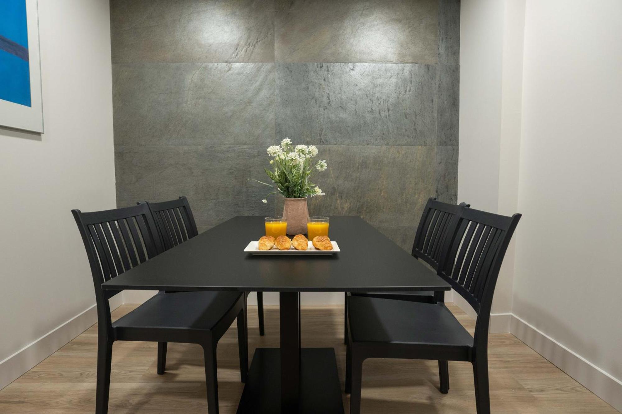 Prisma Suites Salamanca Exteriör bild