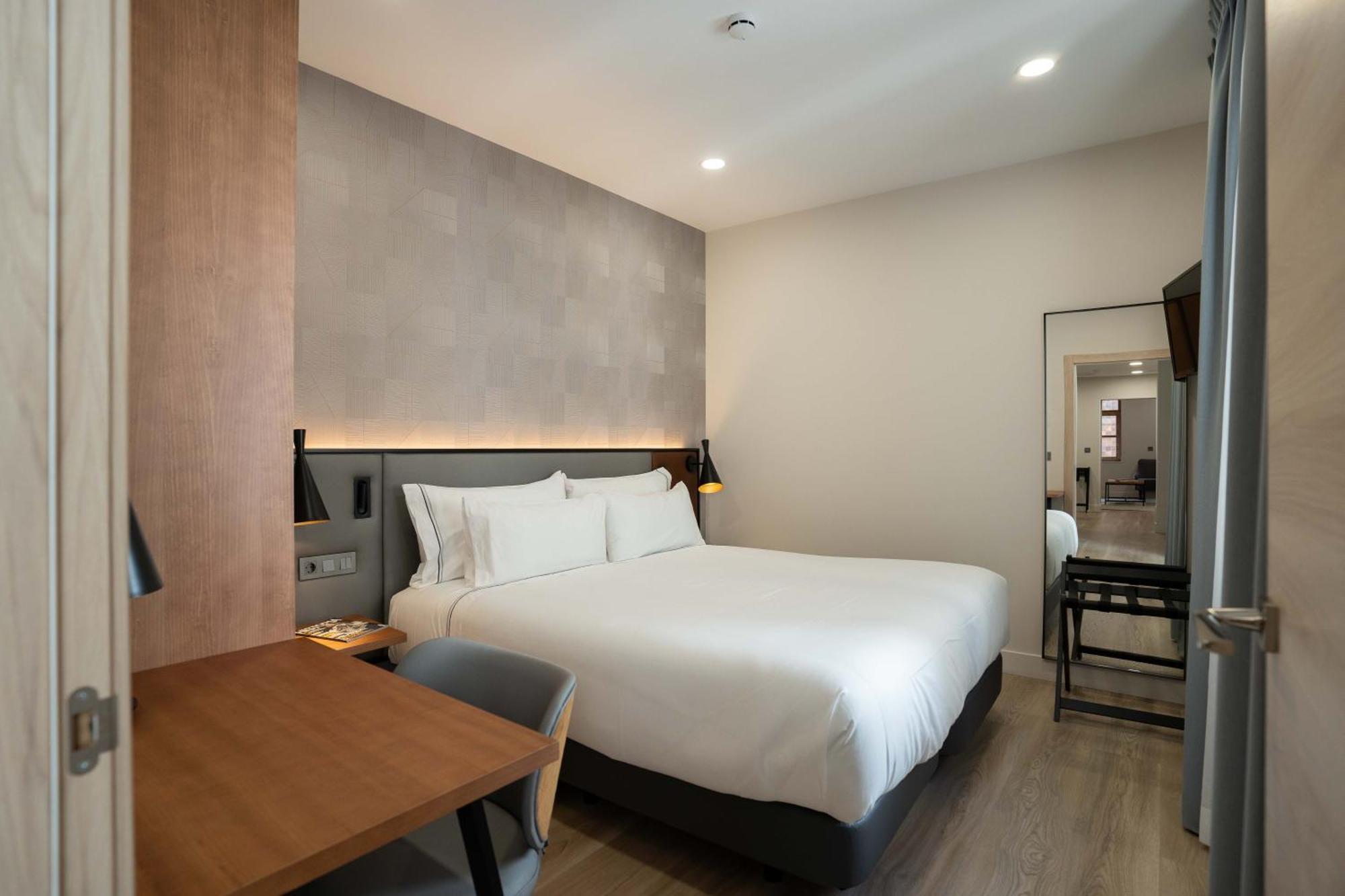Prisma Suites Salamanca Exteriör bild