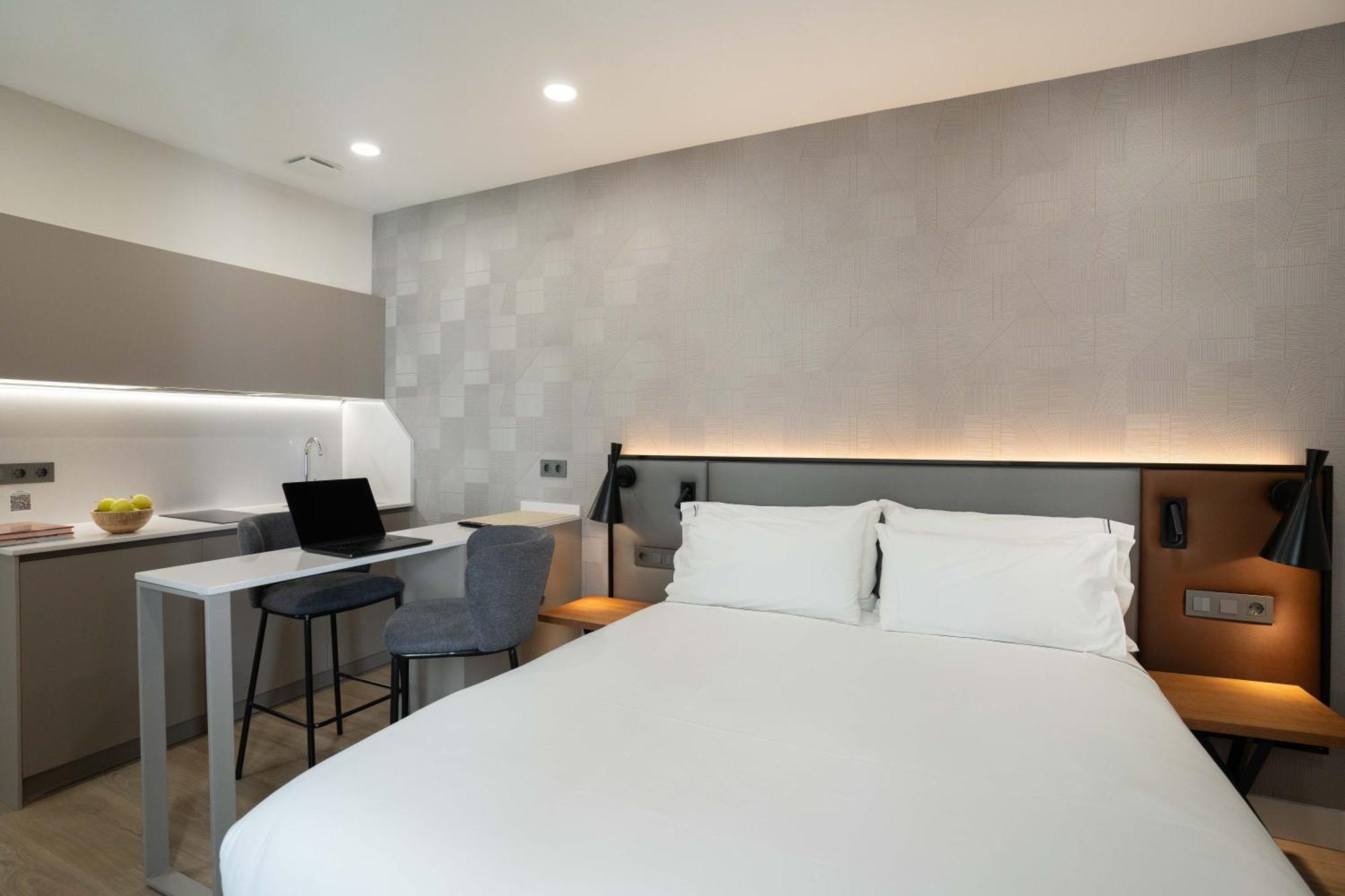 Prisma Suites Salamanca Exteriör bild