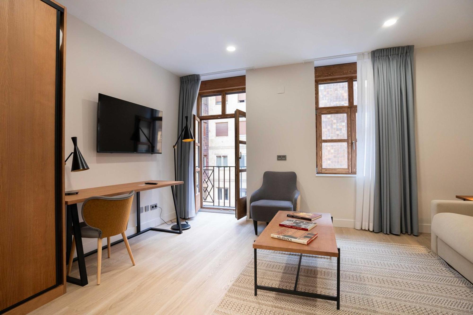 Prisma Suites Salamanca Exteriör bild