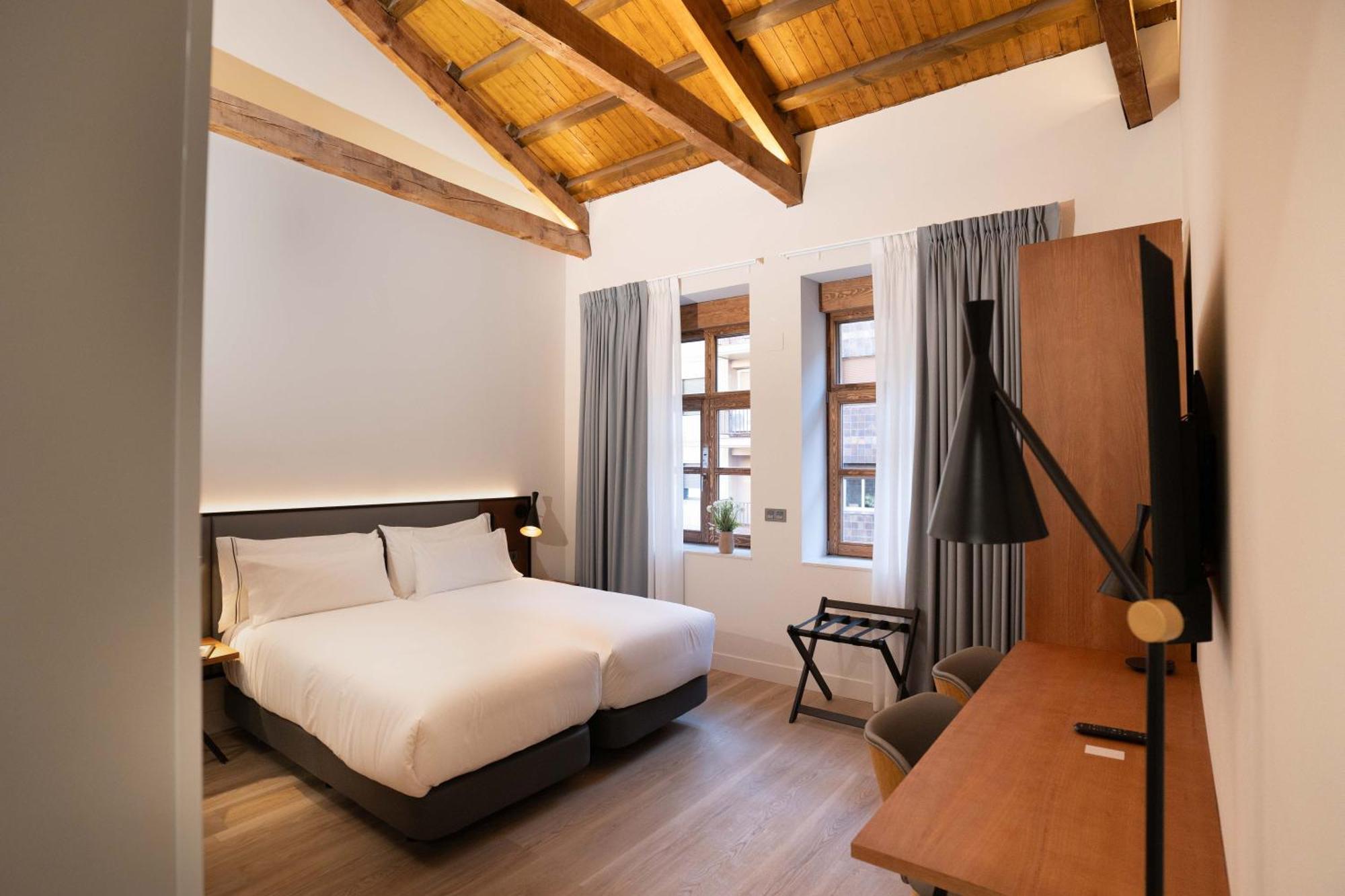 Prisma Suites Salamanca Exteriör bild