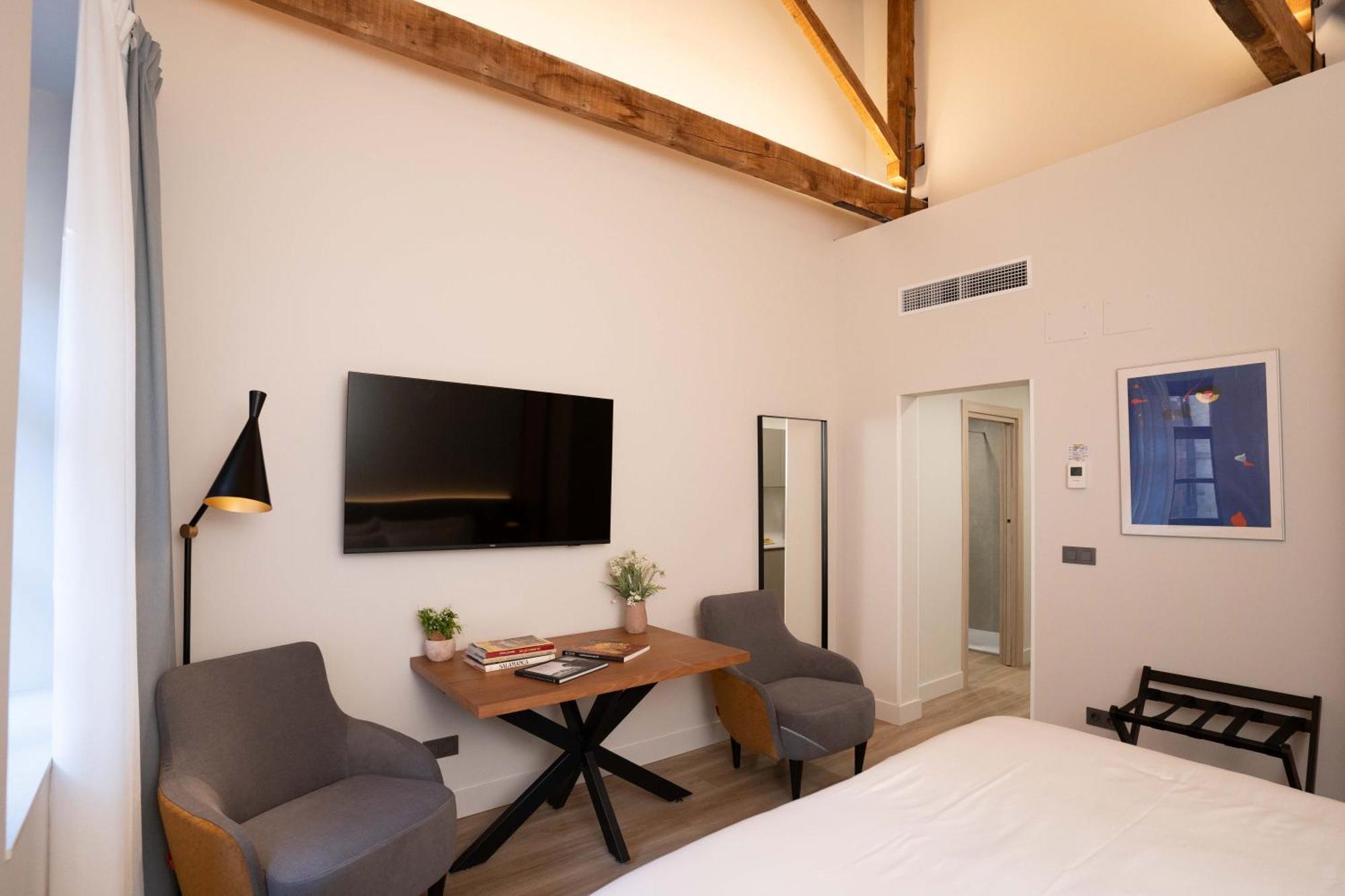 Prisma Suites Salamanca Exteriör bild