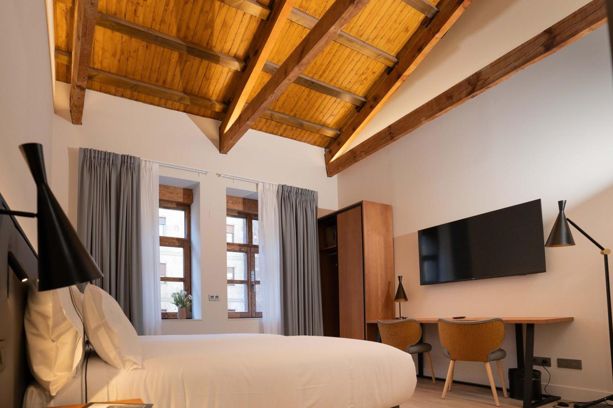 Prisma Suites Salamanca Exteriör bild
